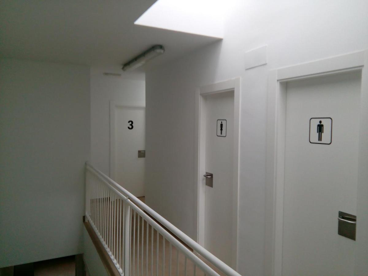 Hornillos Meeting Point 奥尔尼略斯德尔卡米诺 外观 照片